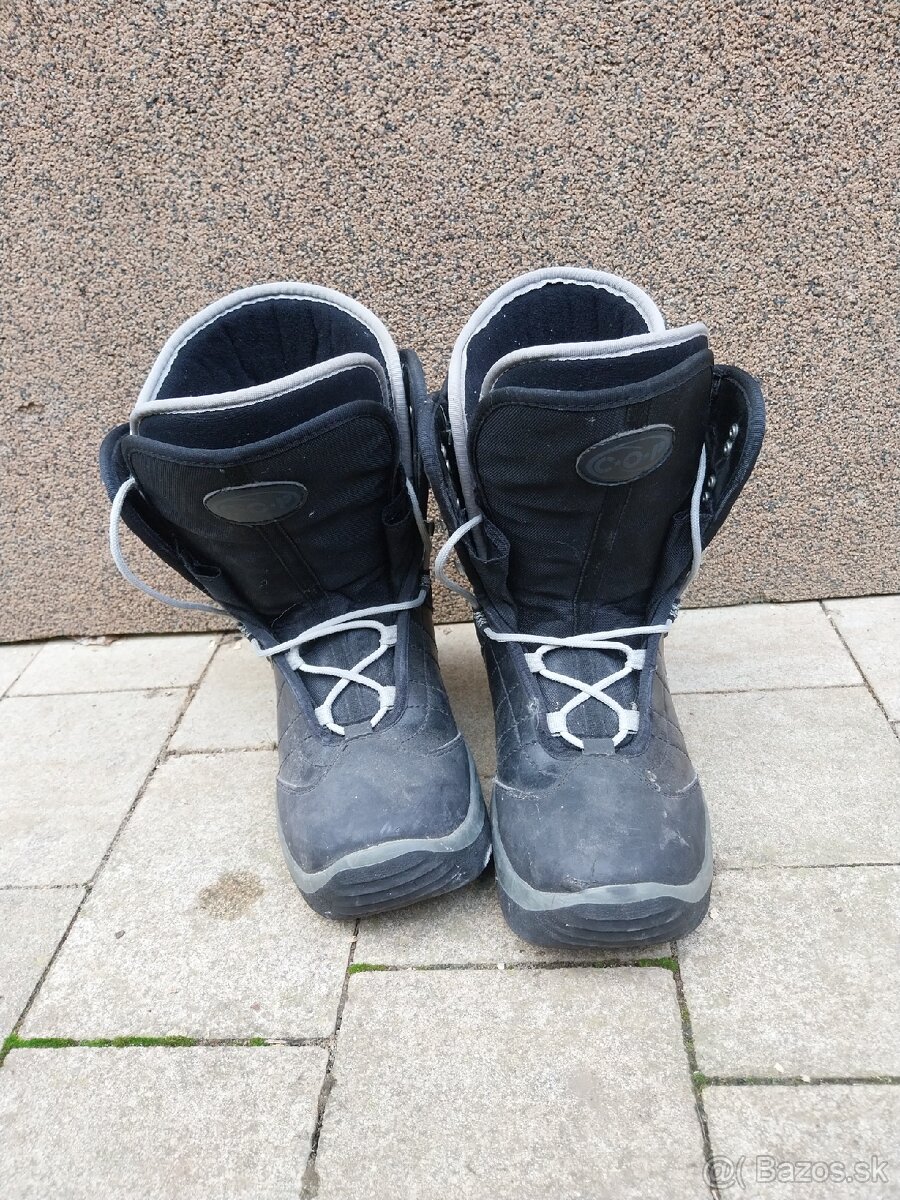 Snowboard s zapínaním a topánkami - 5