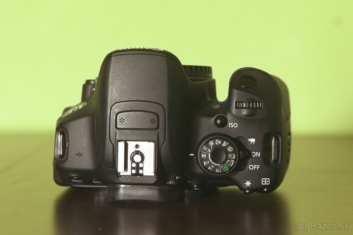 Canon 700D (nefunkčný vstavaný blesk) - 5