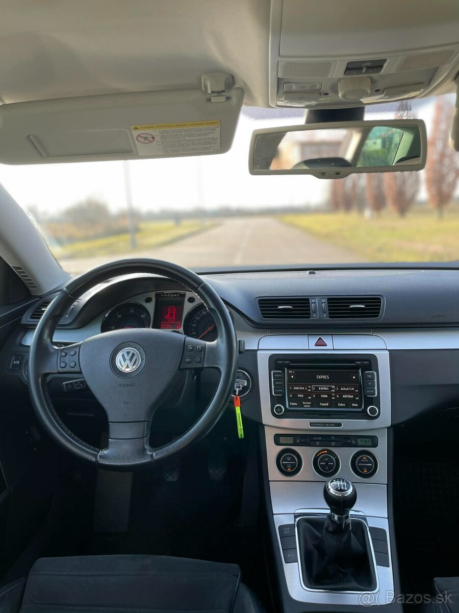 VW Passat 2.0 TDI CR Highline 4Motion |Webasto|Xenóny|SK - 5