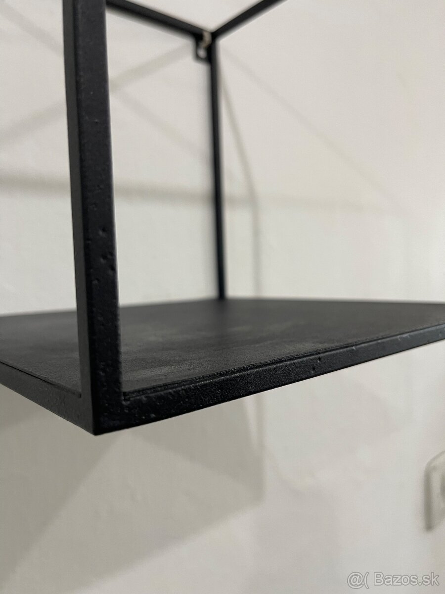 Kovové nástenné police 30×30×30 cm – industrial - 5