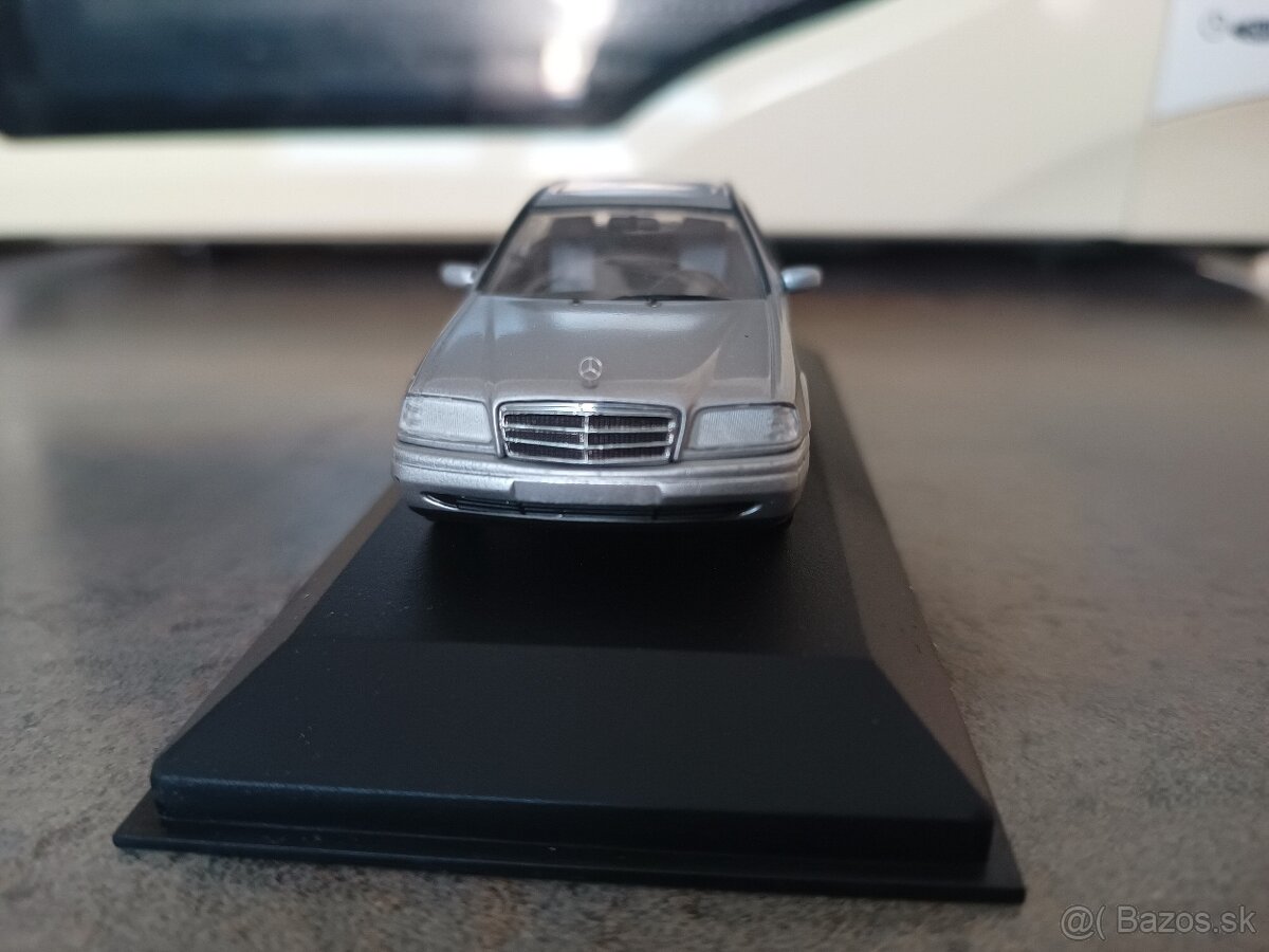 1:43 Mercedes Benz - 5