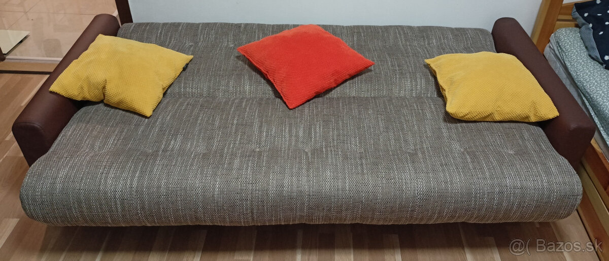 Čalúnená rozkladacia pohovka – spanie + úložný priestor - 5