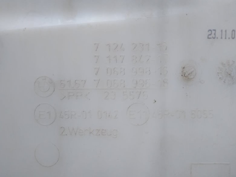 BMW E90 E91 E87 nadržka chladiacej kvapaliny, ostrekovačov - 5