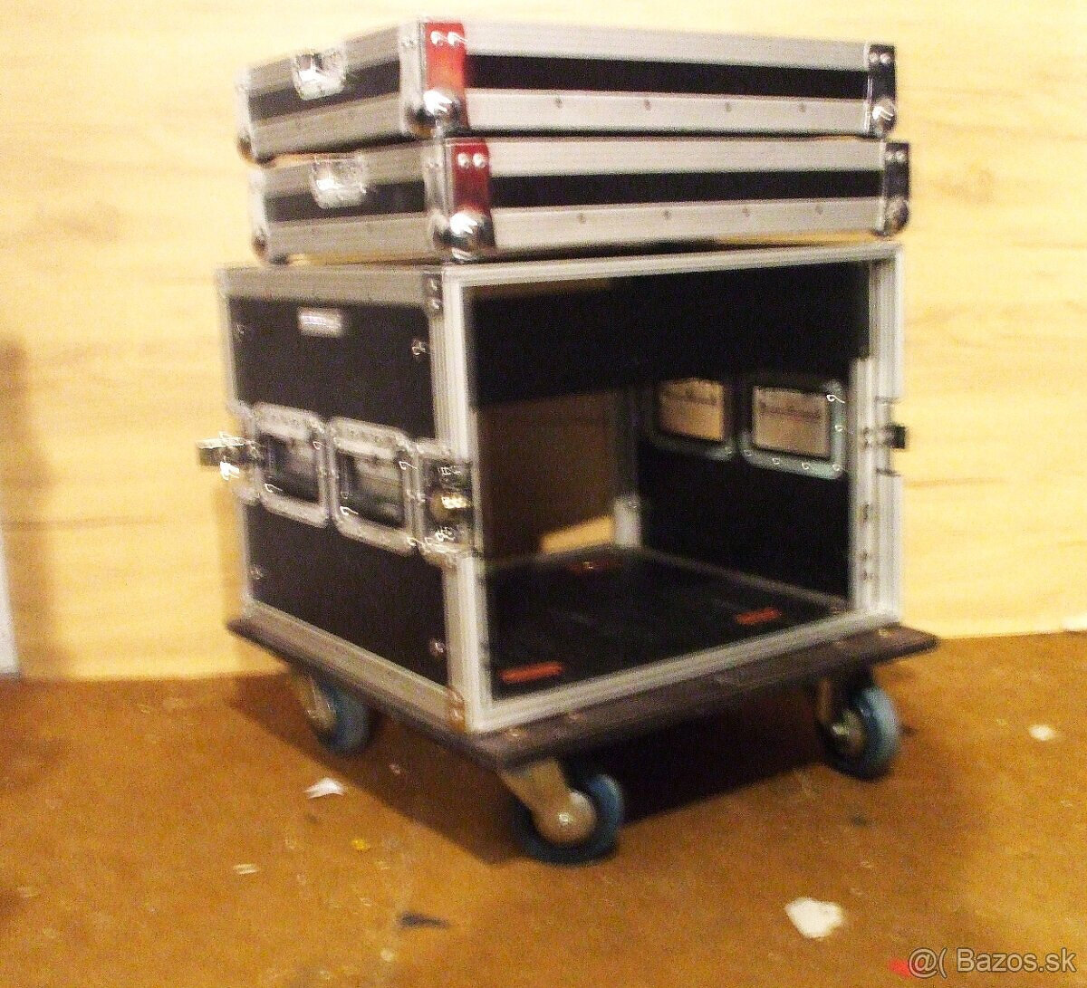 RACK CASE 8U PRO (Double Door ) - 5