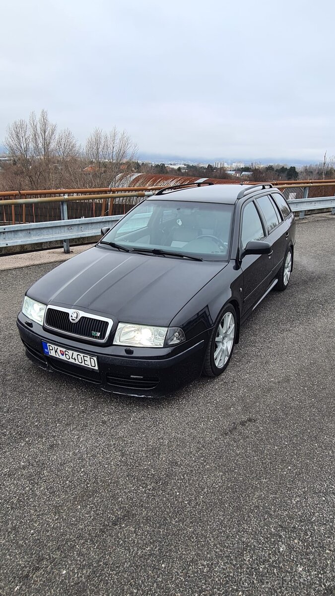 Škoda Octavia 1.8t RS combi - 5