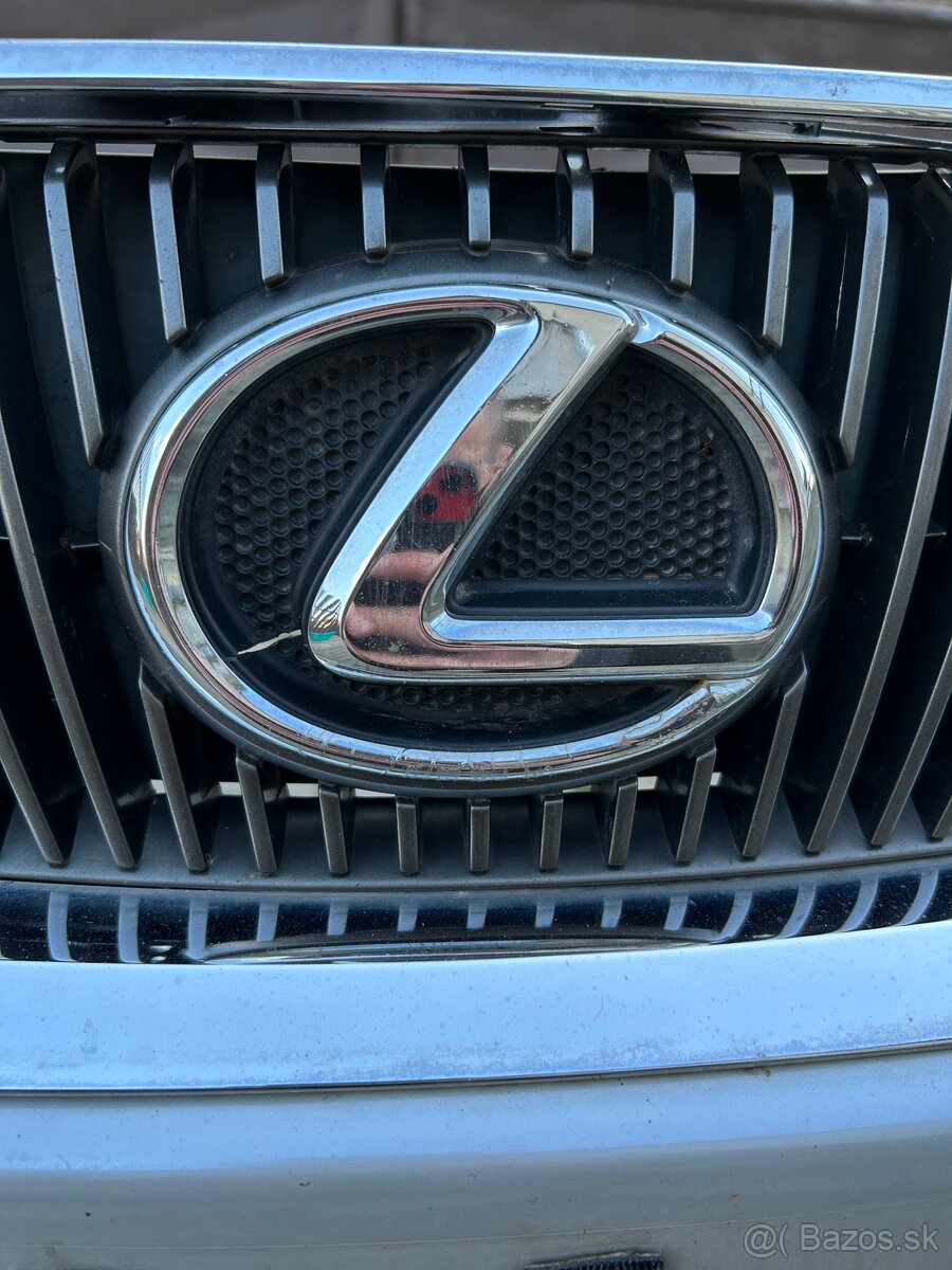 Lexus IS250 2008 Predný Nárazník - 5