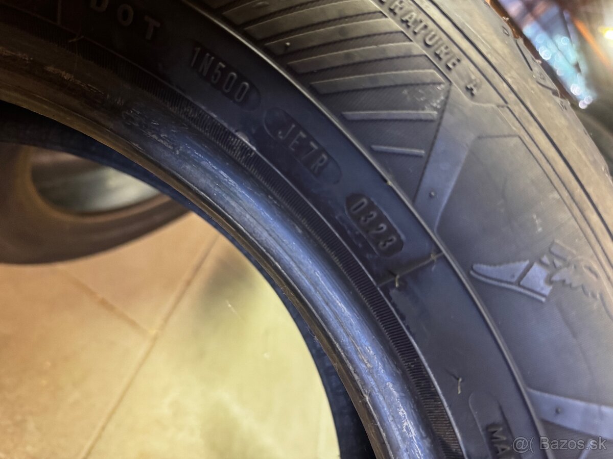 Goodyear 225/55 R17 letné - 5