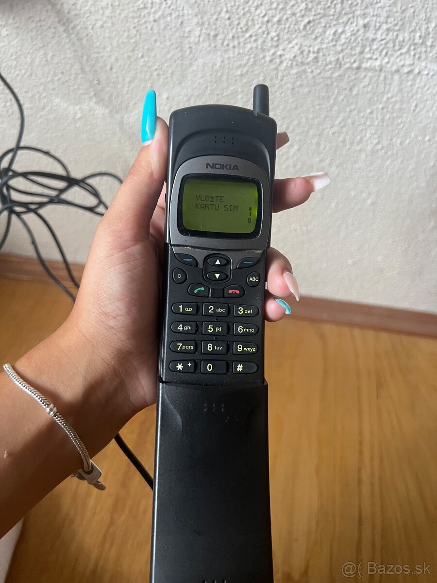 Nokia 8110 - 5