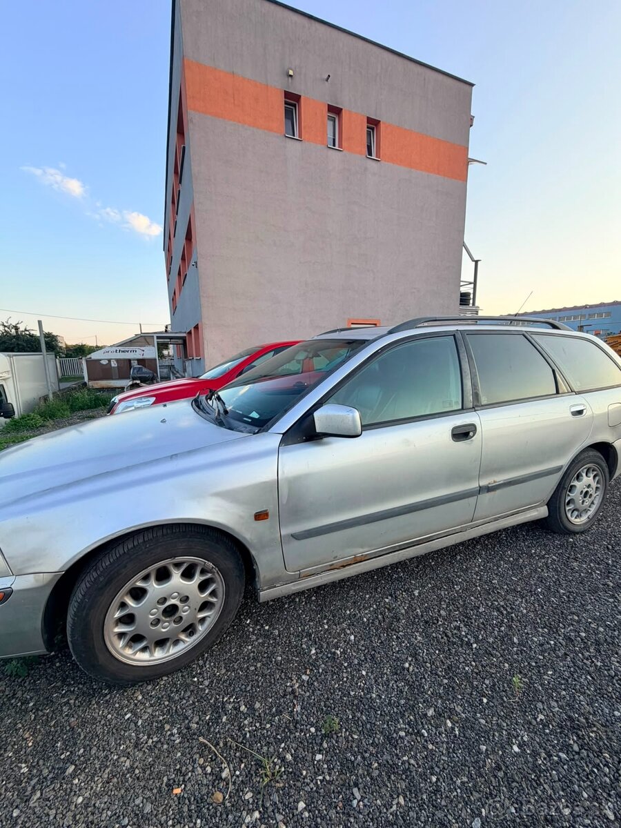 V40 - 5