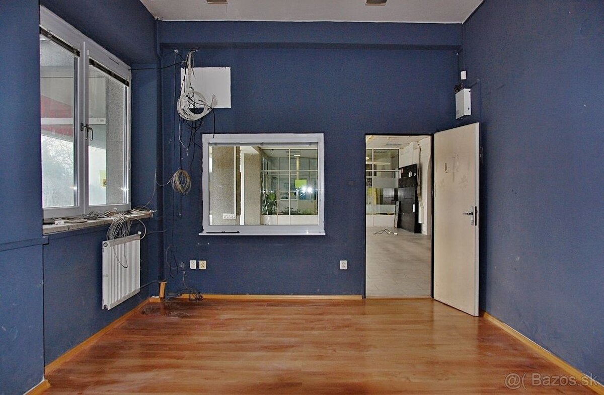 Obchodné priestory,Trenčín, Za mostami - 5