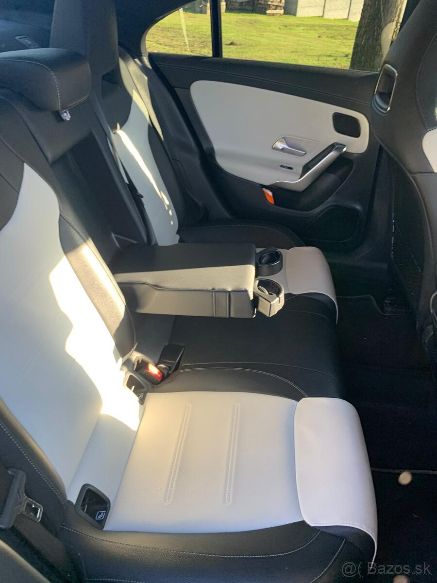 Predám: Mercedes-Benz CLA 200 d 4MATIC, r.v. 2020 - 5