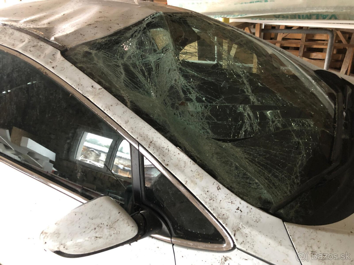 Predám Kia ceed 12/2015 1.4 74kw - 5