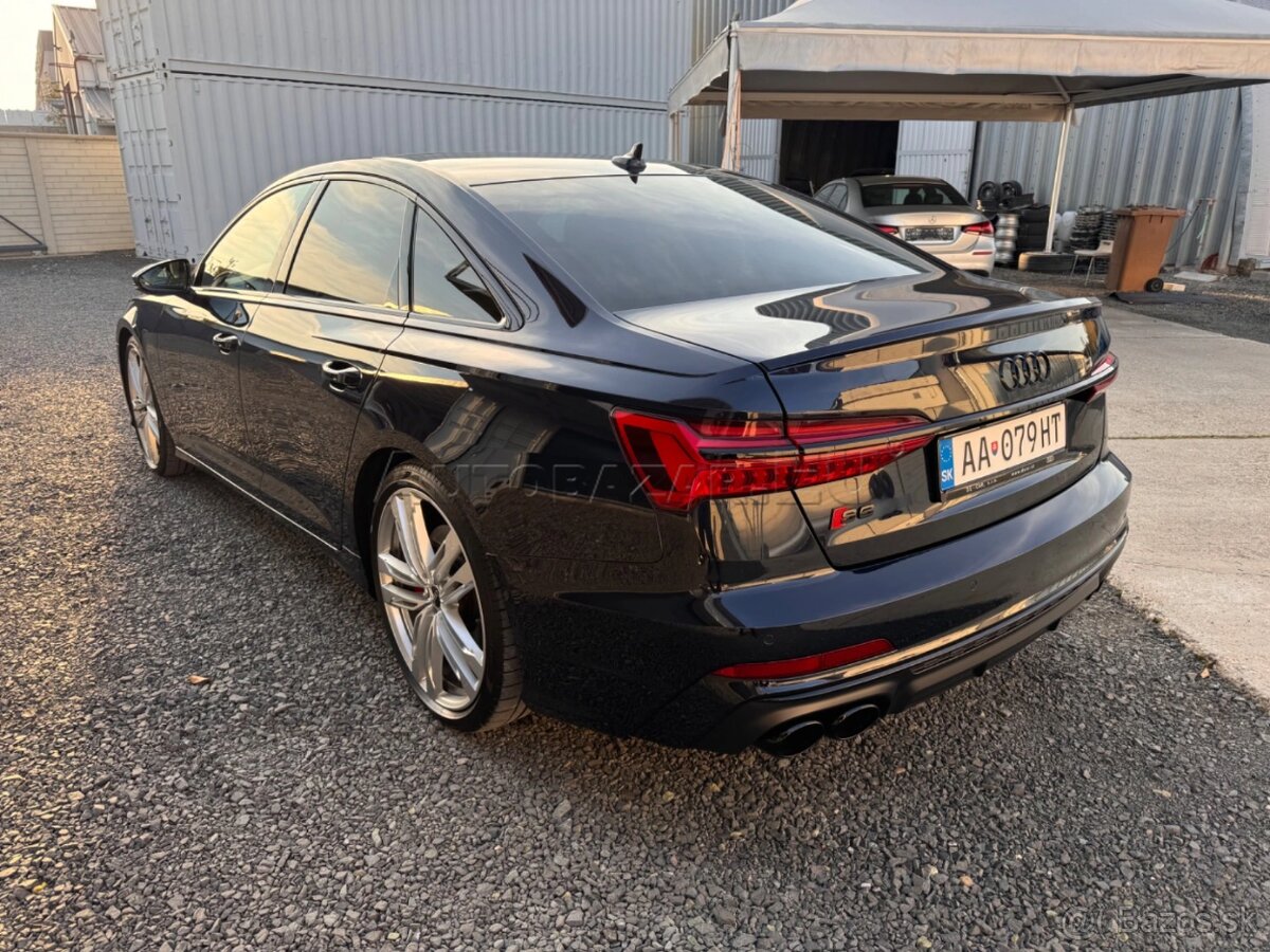 Audi S6 - 5