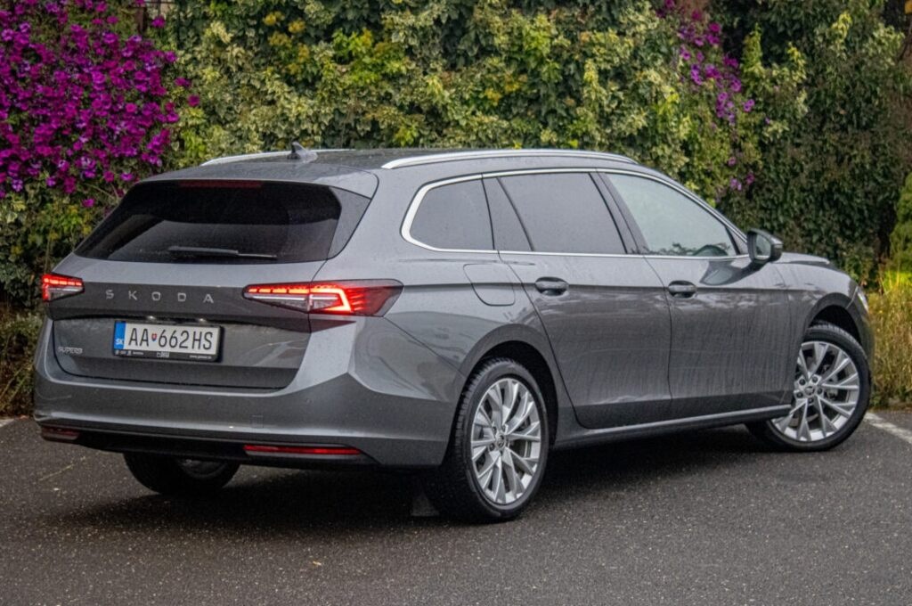 Škoda Superb Combi 110 kW, Selection 2.0 TDI - 1.majiteľ - 5