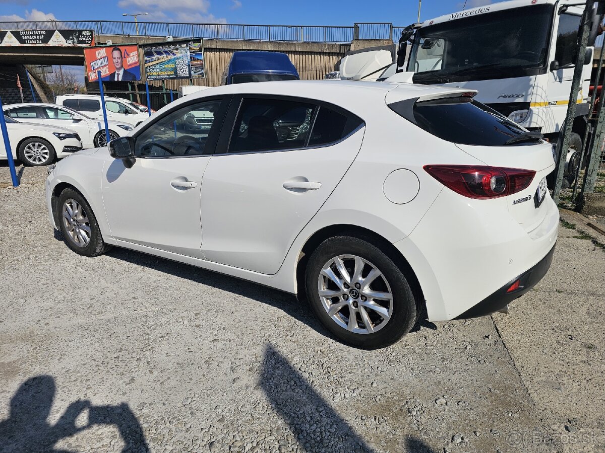 Mazda 3 2.2 Skyactiv Revolution manuál TOP - 5