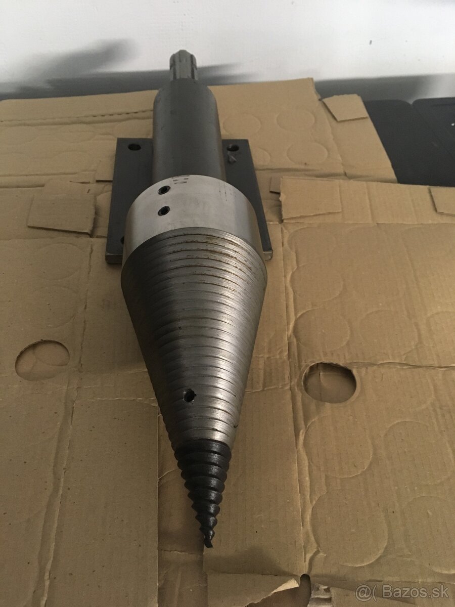 Štípací kužel traktor s vymeniteľnou špičkou - 5