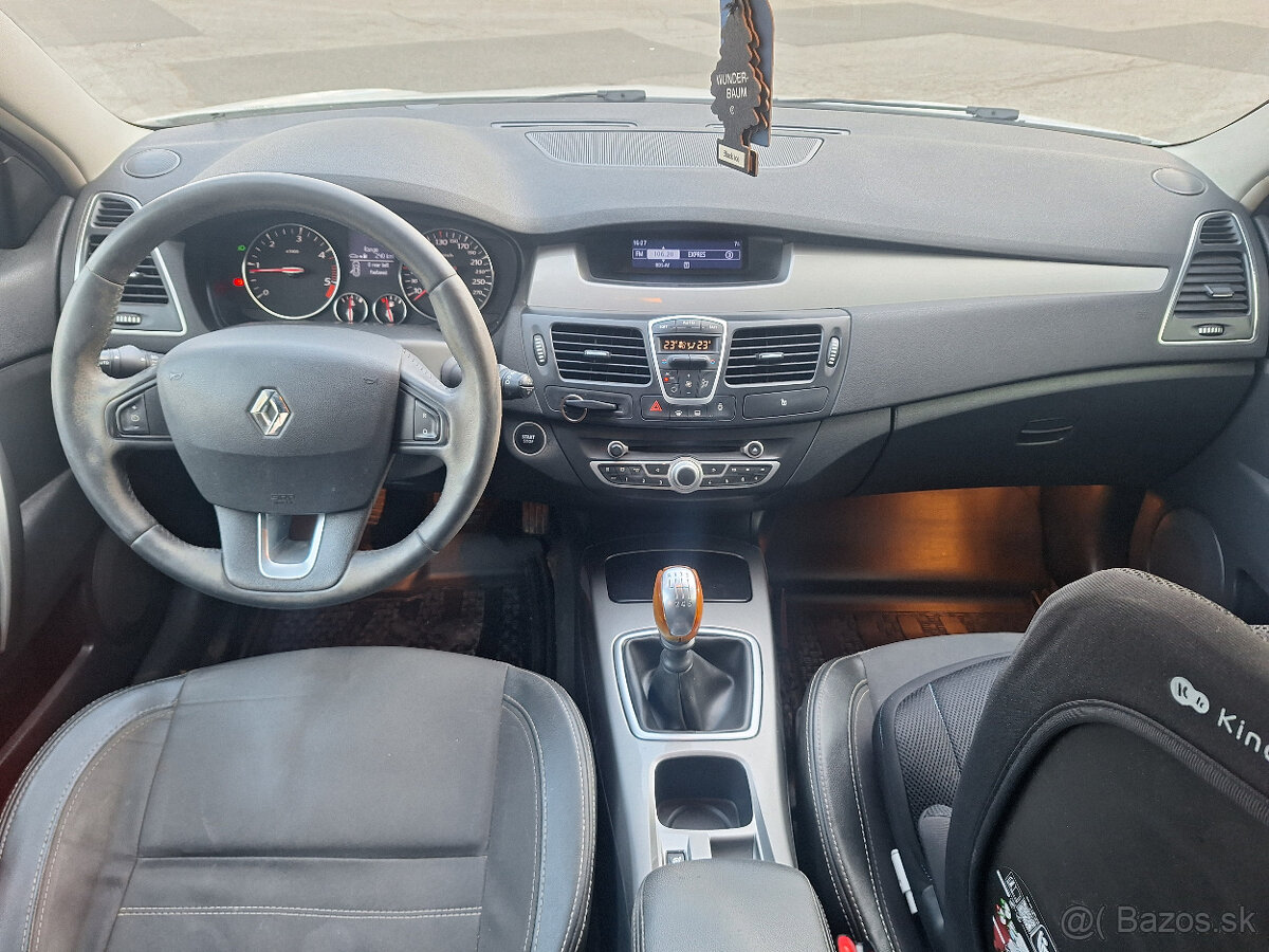 Renault Laguna Grandtour 3 facelift - 5