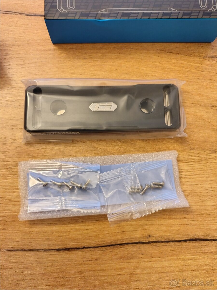 IceManCooler Black Four Channels Memory Water Block - 5