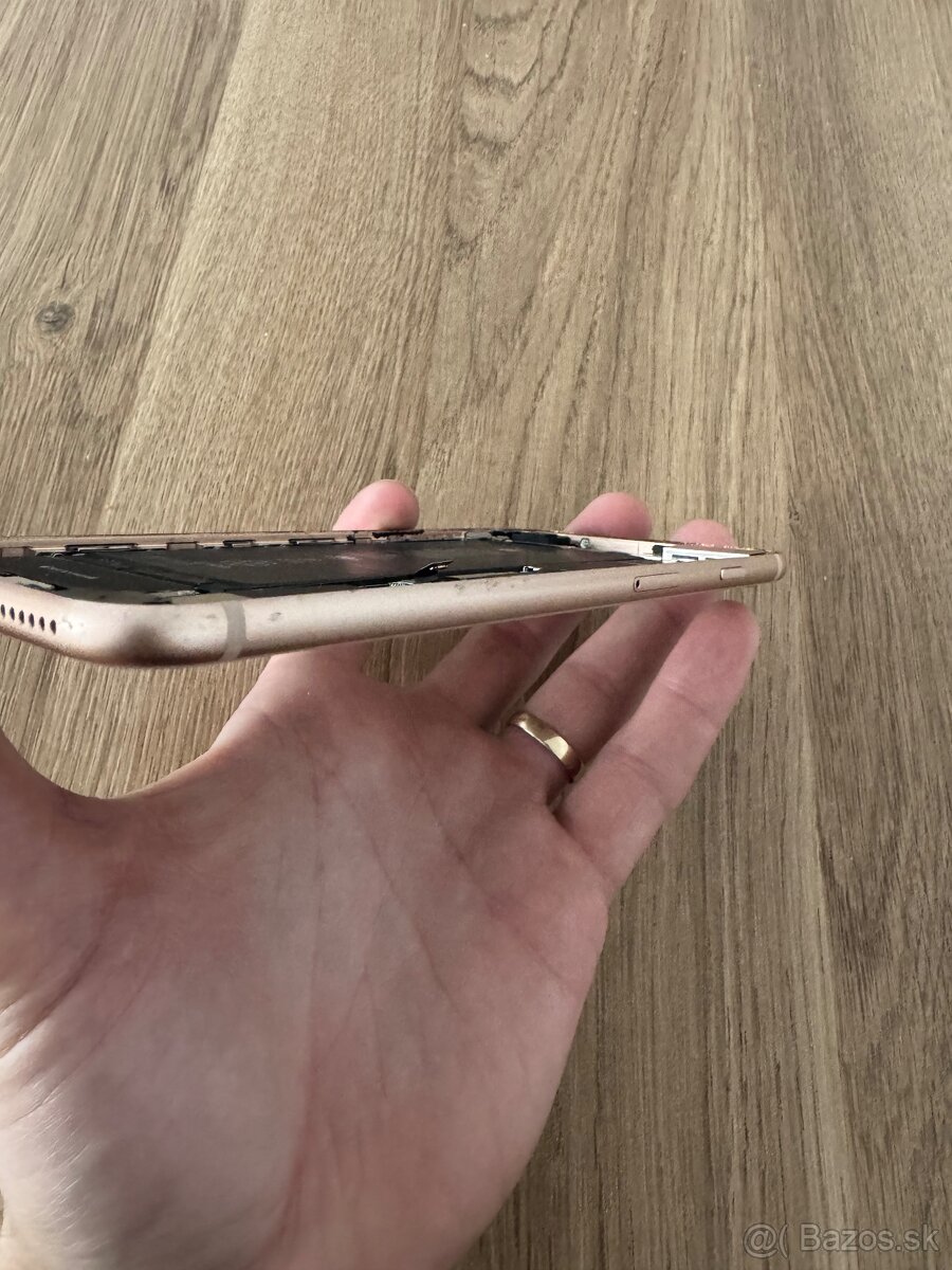 Originál housing iPhone 8 plus Gold - 5