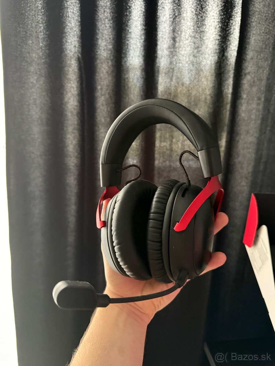HyperX Cloud III S Wireless Black-Red Gaming Headset - 5