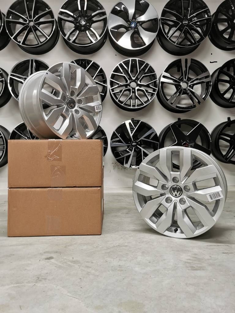 VW Multivan - T6 Original disky 8x17 ET 49 5x120 ..,.,..