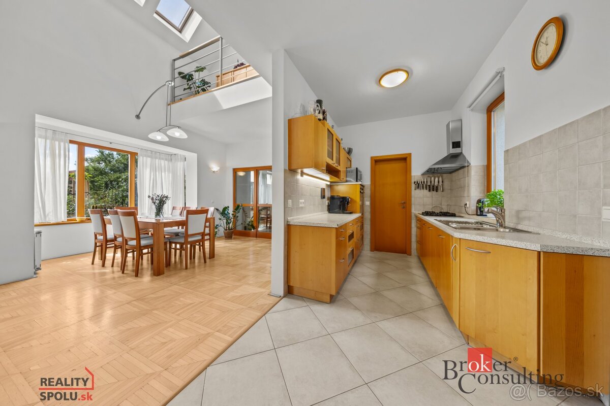 5-i luxusný dom Bratislava Záhorská Bystrica - 5