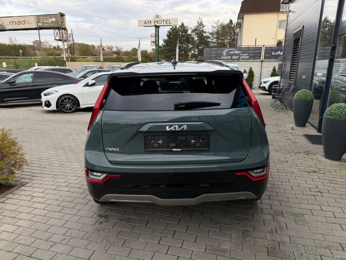 Kia Niro EV PREMIUM 150kW/64kwh - 5