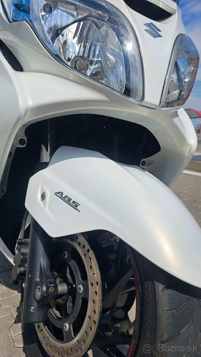 Suzuki Burgman 400 - 5