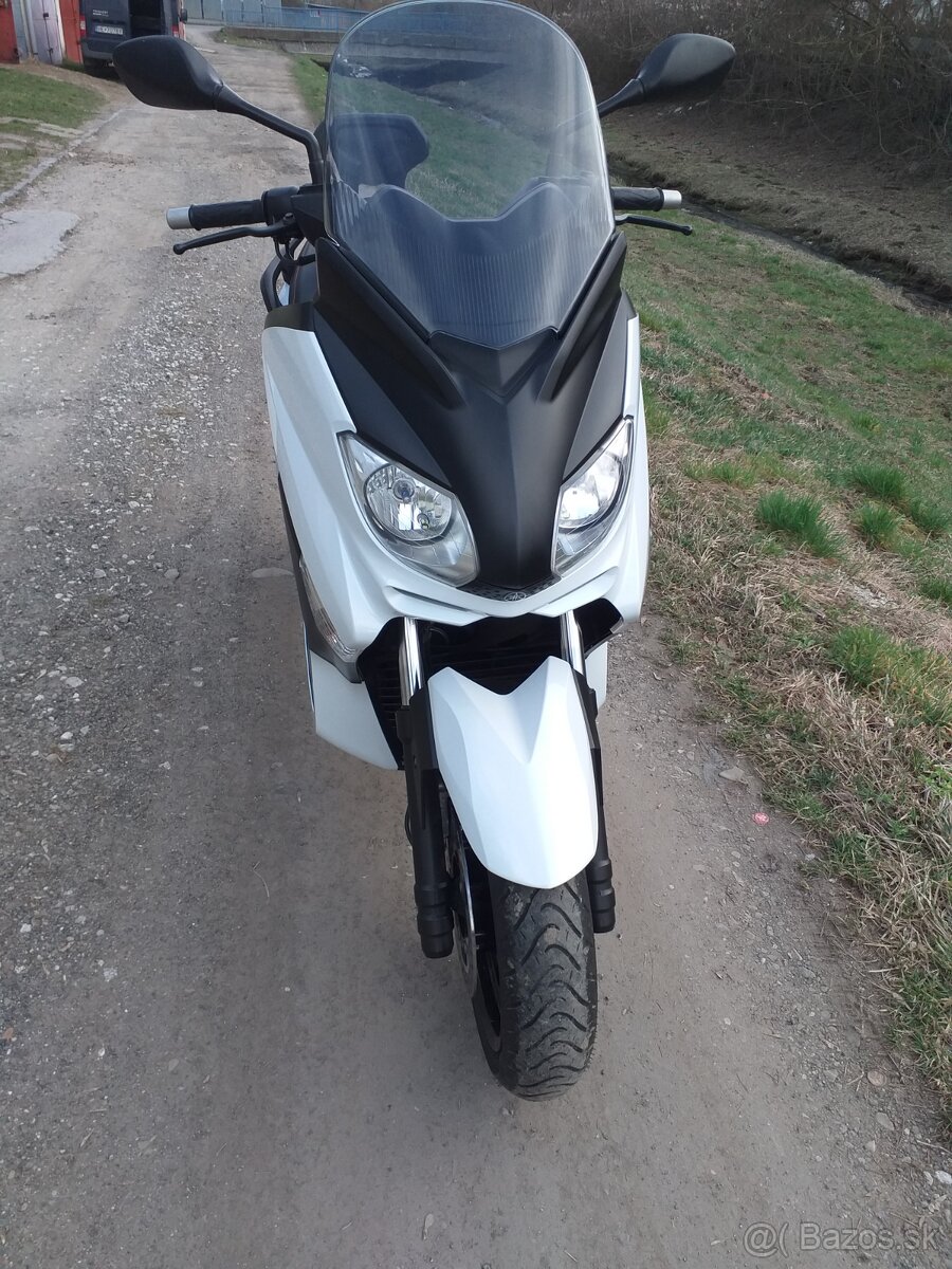 Predam Yamaha x-max 250 - 5