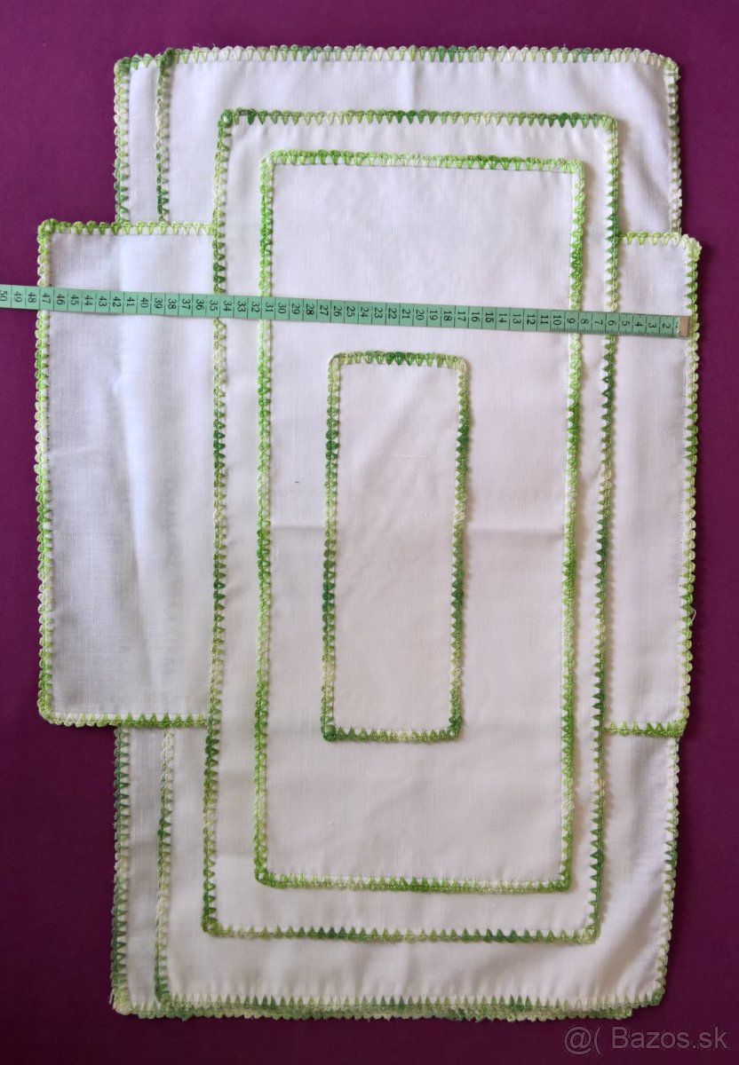 Vyšívaný obrus + obrúsky - 5
