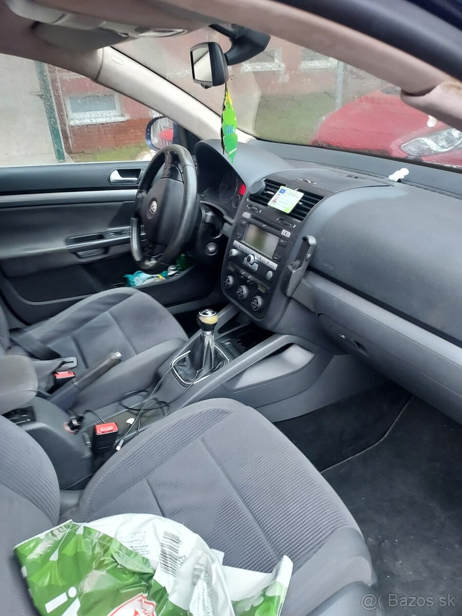 Predam Vw jetta 1,9 tdi 2007 - 5