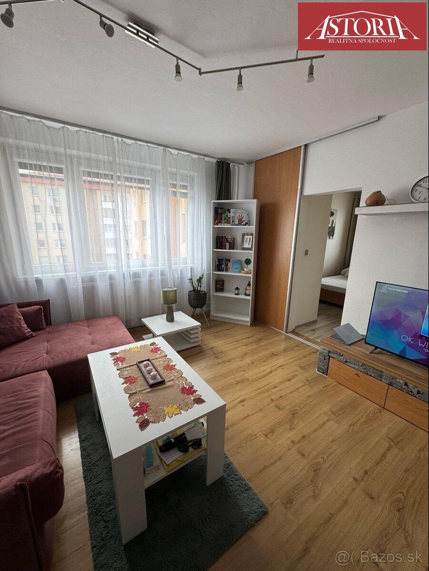 PRENÁJOM Krásny zariadený 3 izbový byt Martin - centrum - Bj - 5