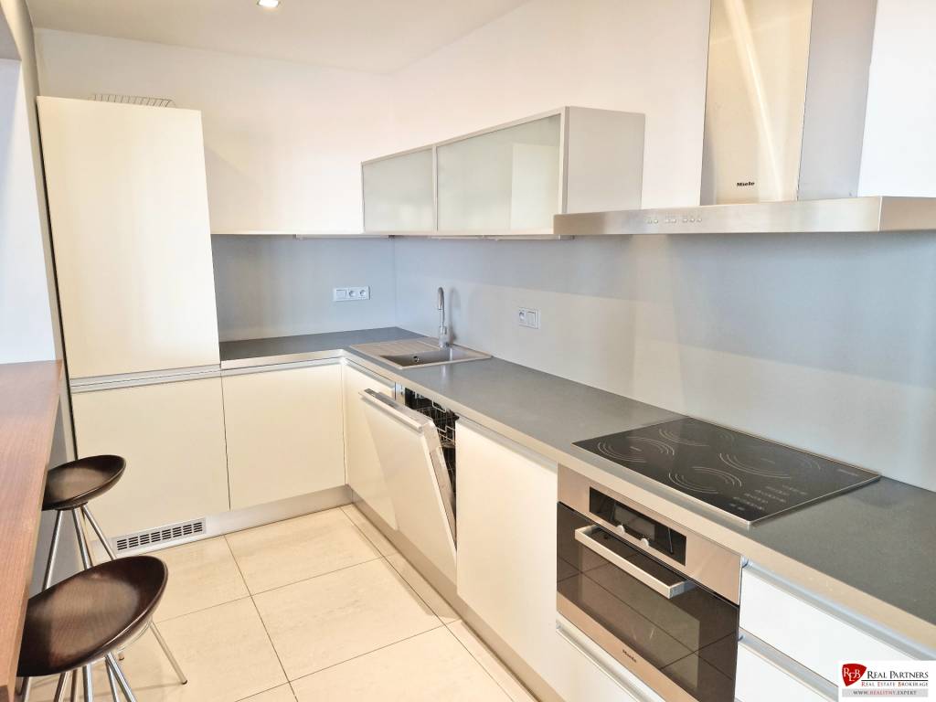 Prenájom 3-izb.byt, 100m2, na Zámockej ulici v Bratislave - 5