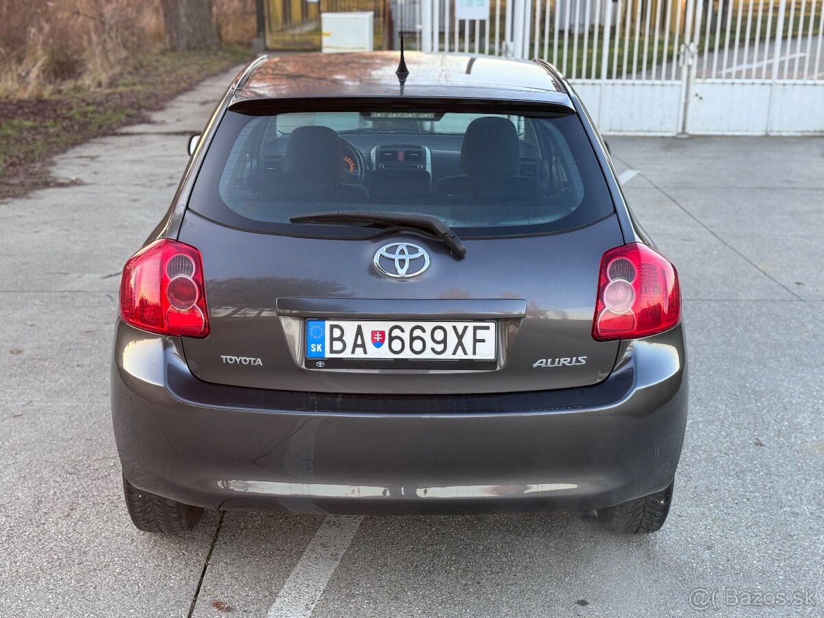 Toyota Auris 1.3 VVTI - 5
