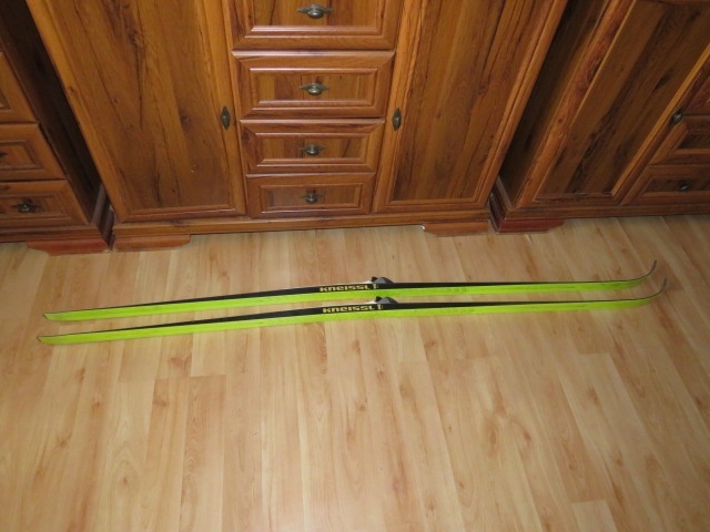 Predam bezky KNEISSL,205 cm,SNS,supiny - 5