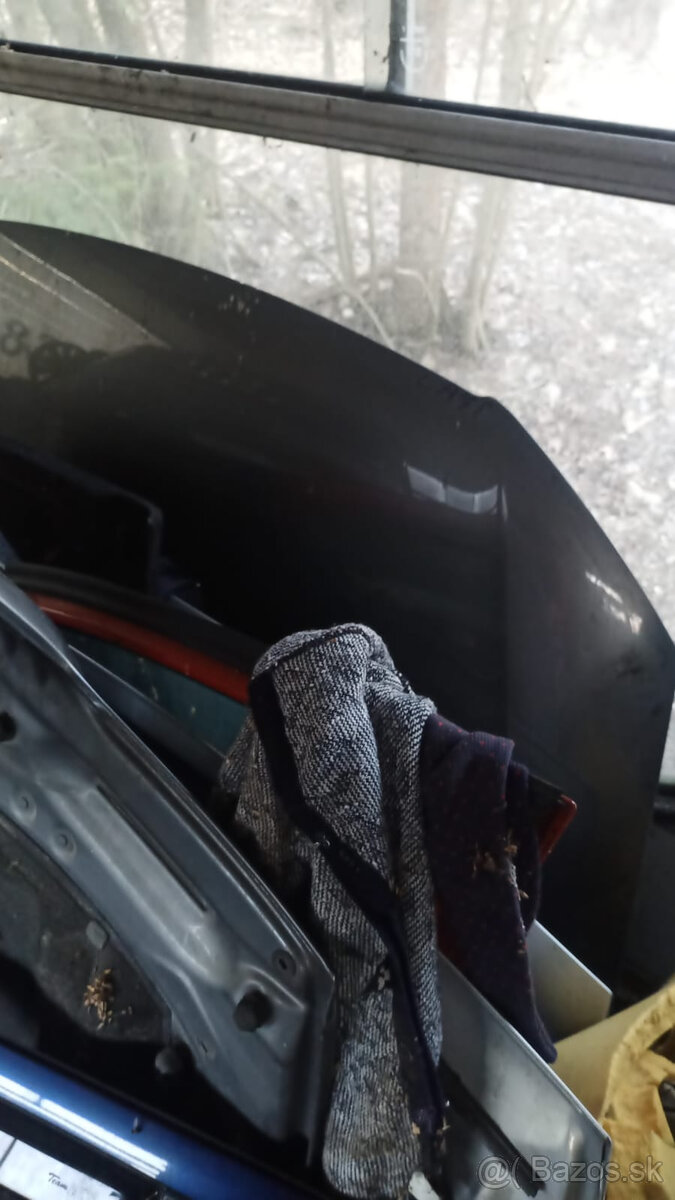 Predná kapota VW Passat b6 - 5