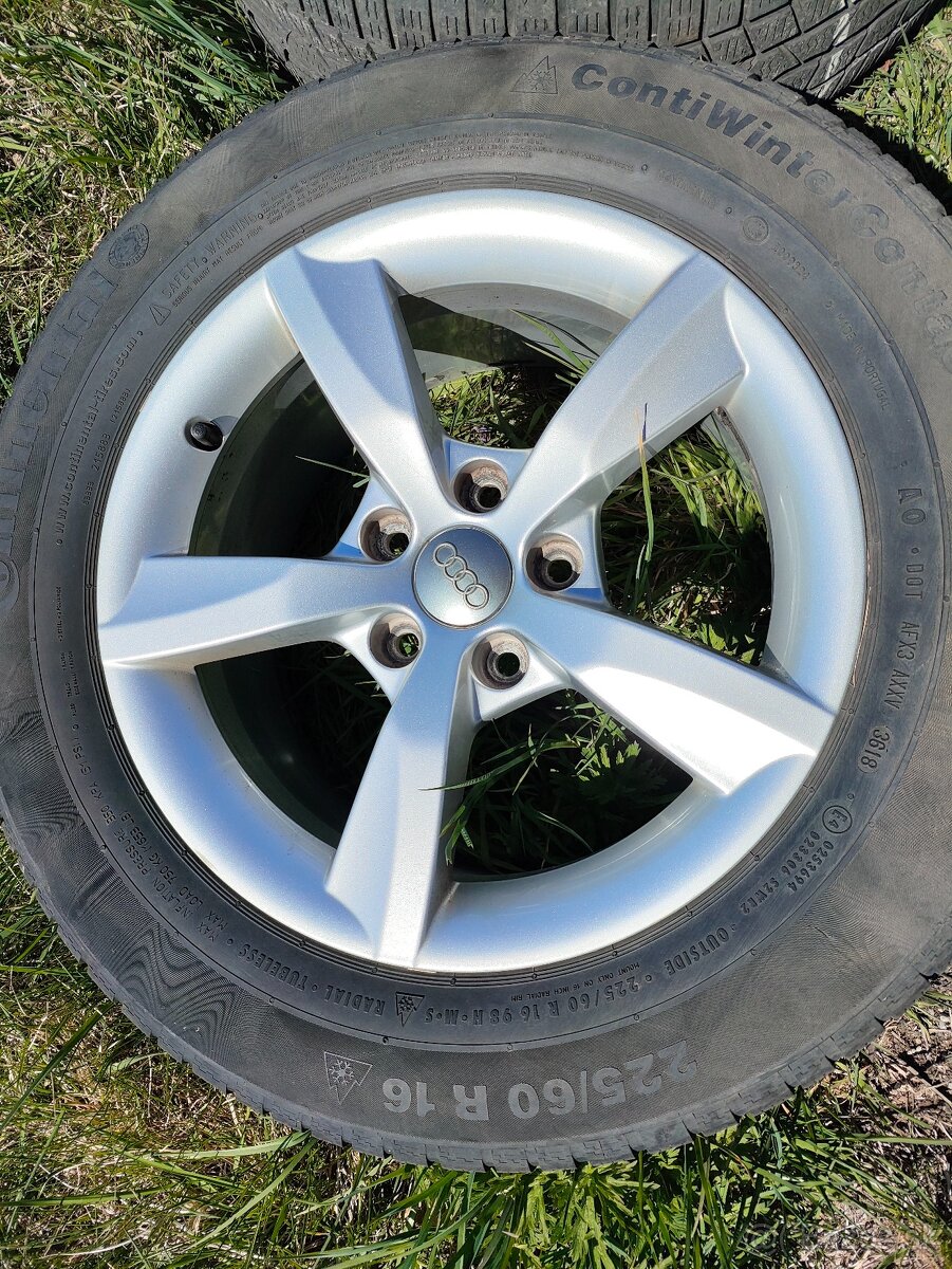 5x112 225/60 R16 ET37 7,5J AUDI zimné pneumatiky - 5