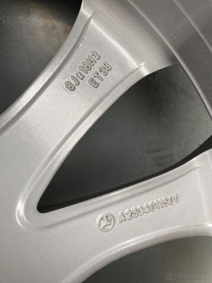 Zimní sada Mercedes Glc 235/60R18 103H - 5