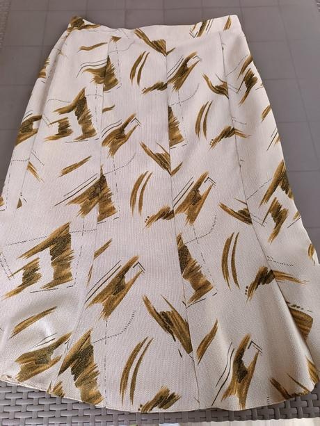 Sukňa podšitá 48 - 5