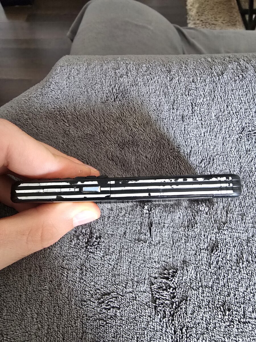 Sony Ericsson C902 - 5