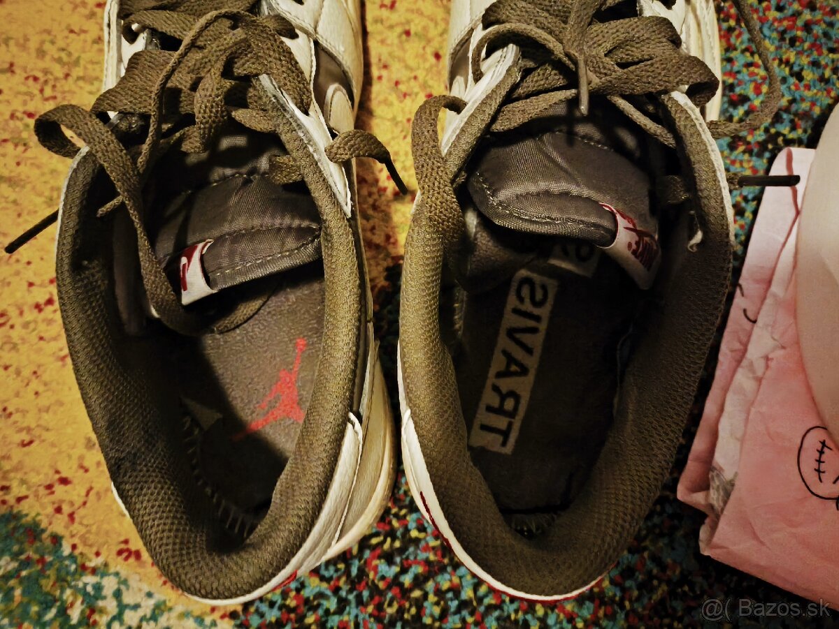 Air Jordan 1 travis scoot low reverse mocha - 5