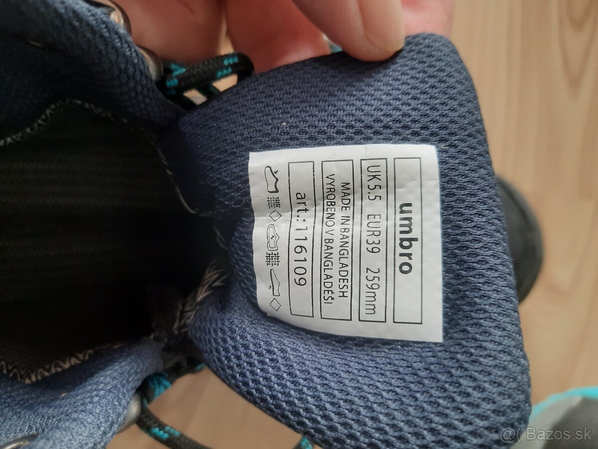 Trekove topanky Umbro - 5