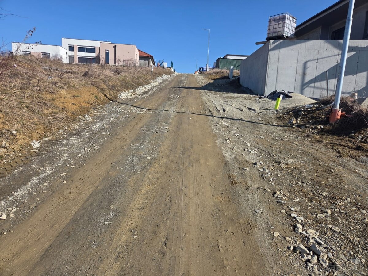 Stavebný pozemok na predaj – Raslavice (650 m²) - 5