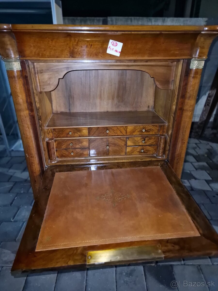 20 - Predám elegantný sekretár z masívneho dreva - 5