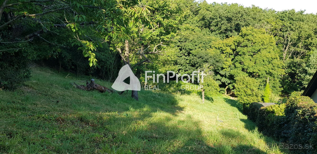 Predám dva stavebné pozemky pod lesom Nitra - Zobor, 1635m2. - 5