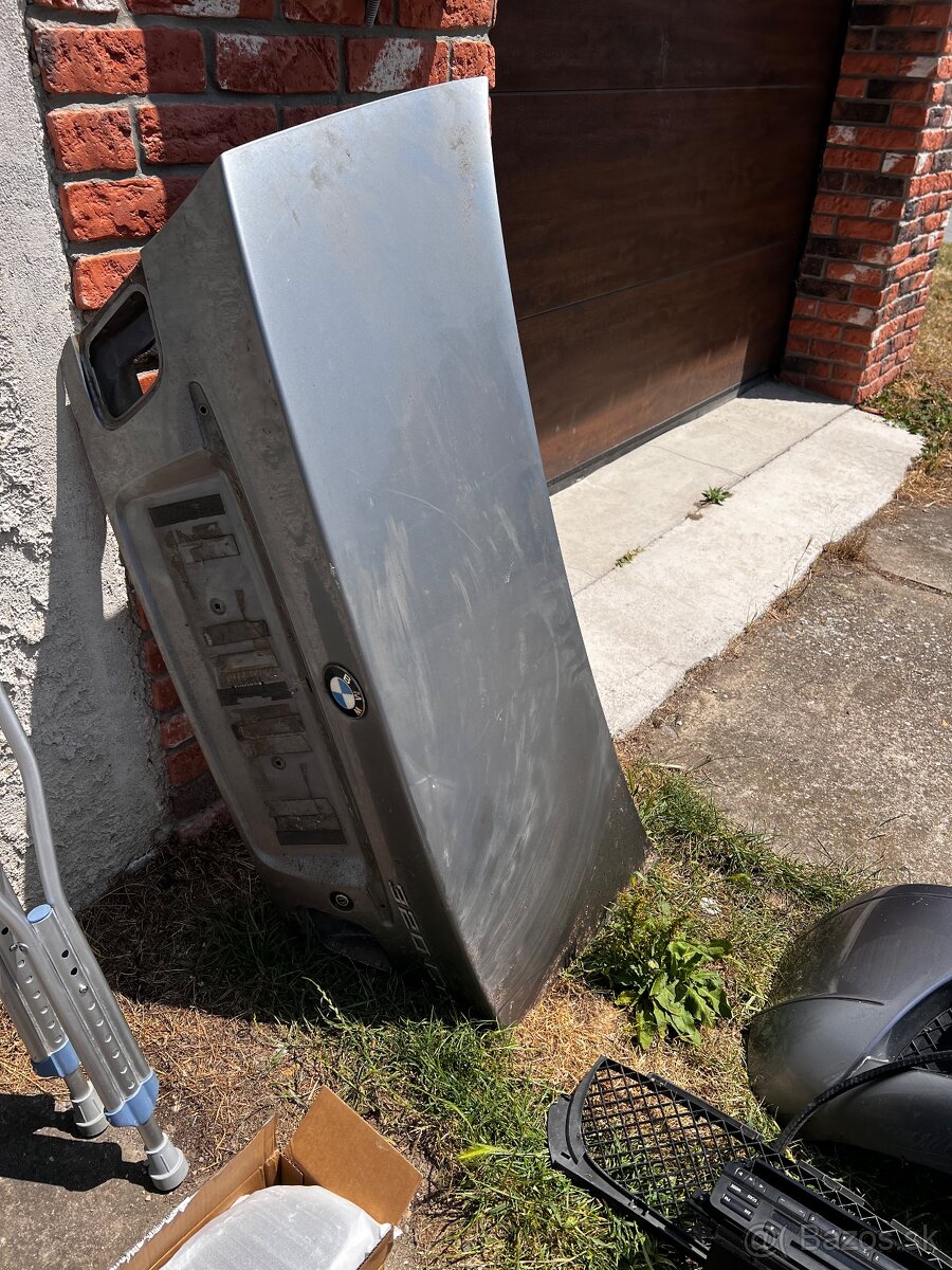 Predám diely z bmw e46 coupe facelift - 5