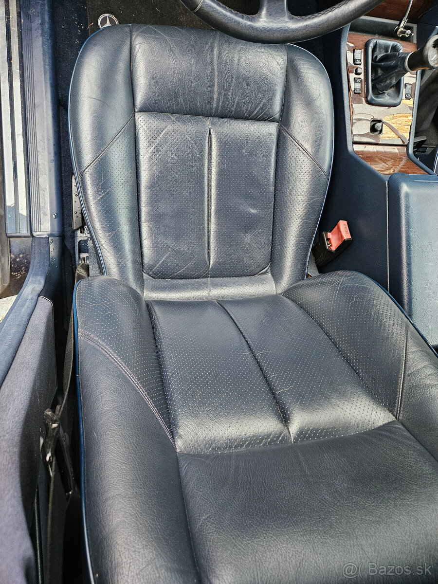 Mercedes C triedy W202 modrá koža interiér - 5