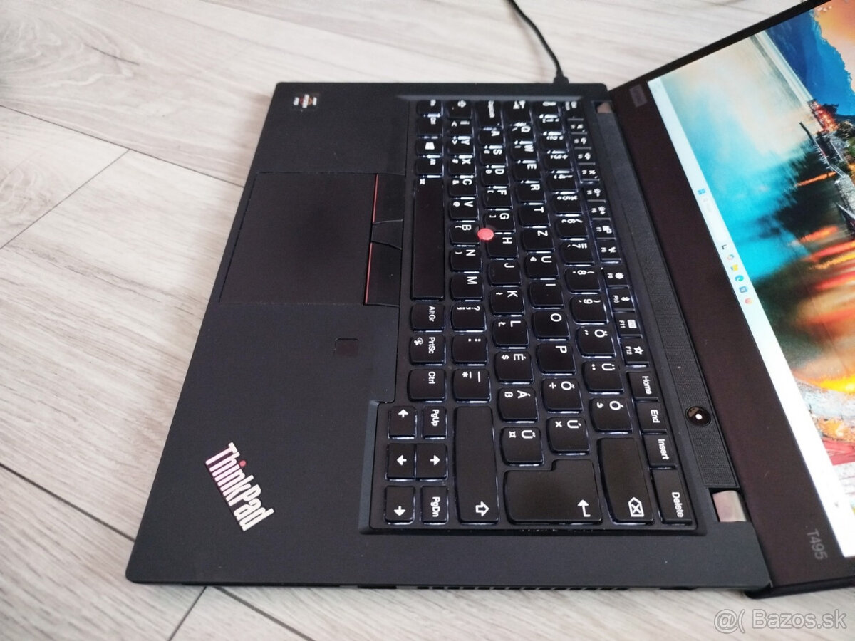 notebook Lenovo T495 - AMD Ryzen 7 Pro 3700u, 16GB, 512GB - 5
