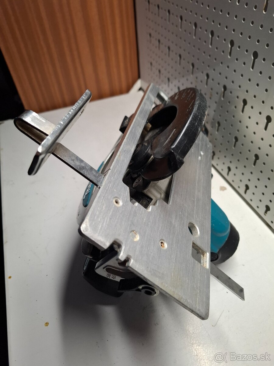 Kotúčová, Okružná píla / mafel makita DSS610 - 5