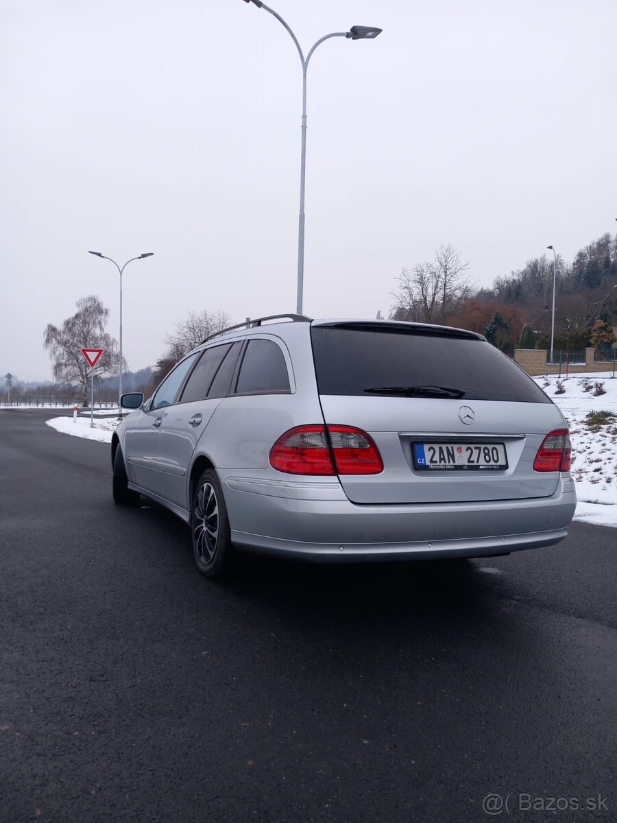 Mercedes-Benz E 320 CDI 4MATIC W211 - 5